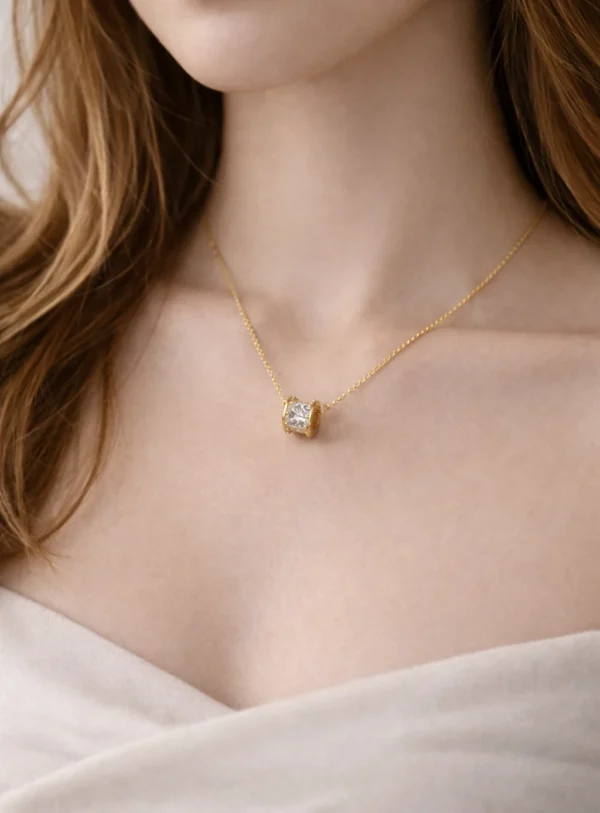 Roulette Gold Petite Necklace